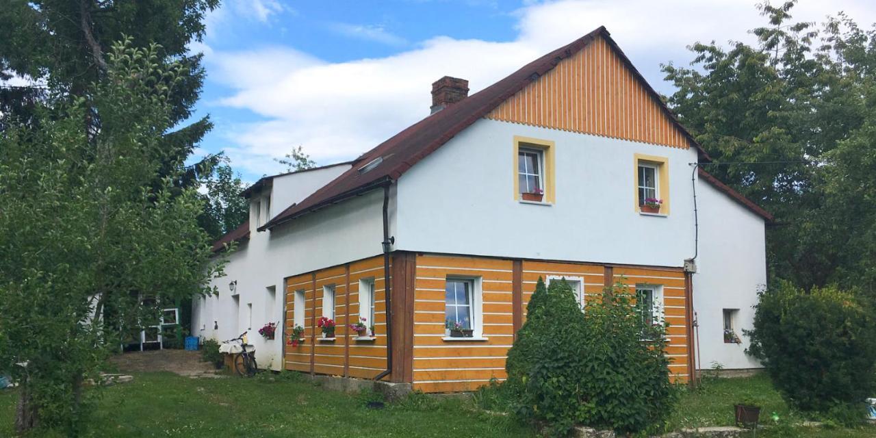 Jablonné v Podještědí Chalupa U Zabaka旅馆 外观 照片